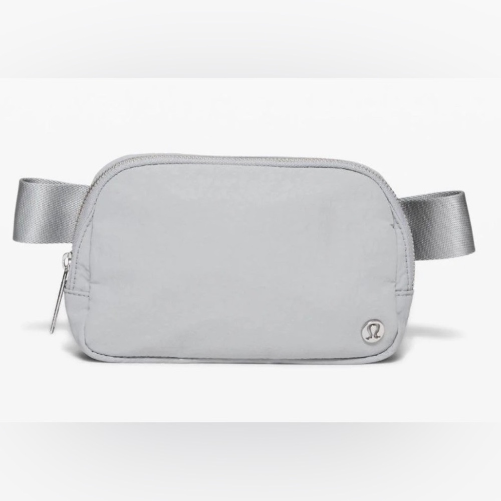 Lululemon everyday belt bag